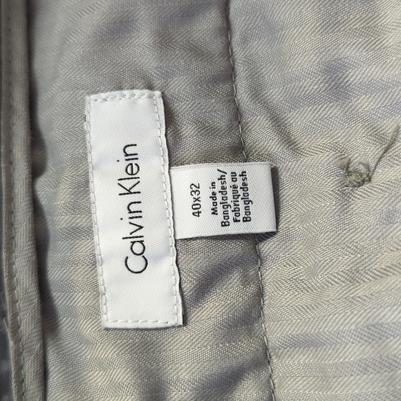Calvin Klein Men's Body Fit Stretch Gray Pants Size 40x32 - Picture 6 of 12